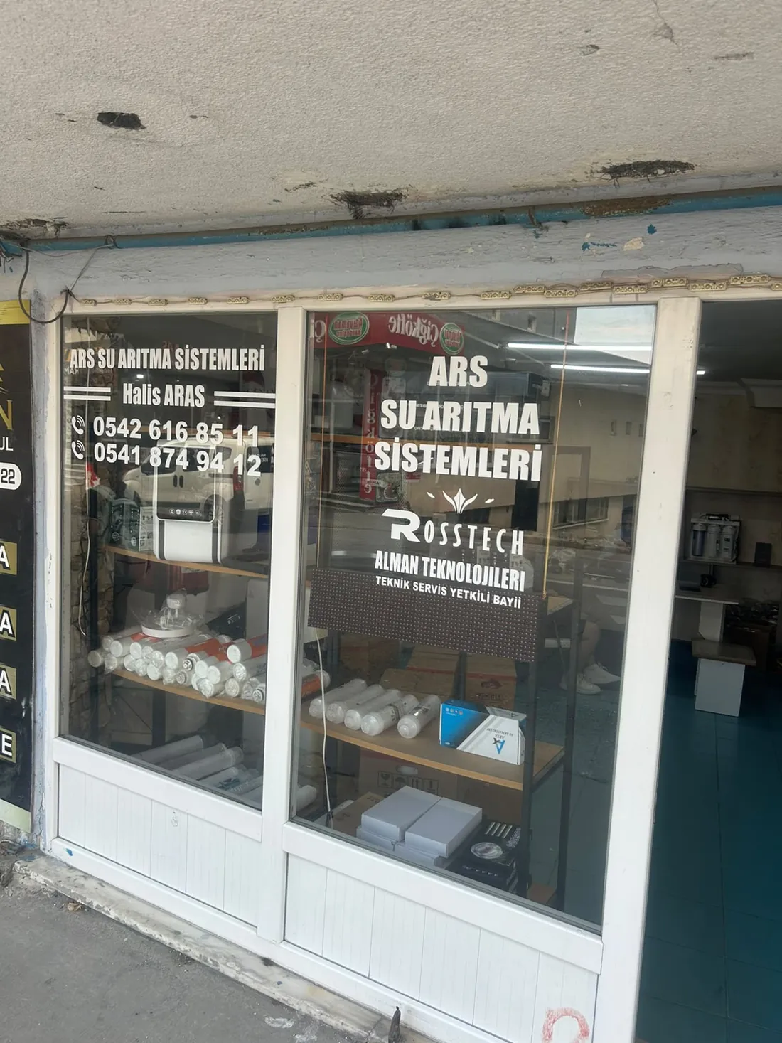 ARS Su Arıtma Sistemleri Arnavutköy mağaza vitrini